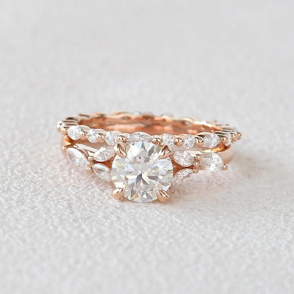 Round Cut Moissanite Vintage Wedding Ring Set