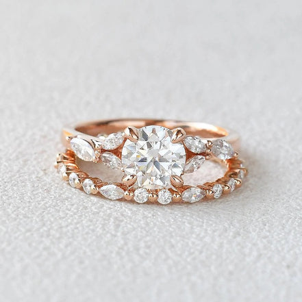 Round Cut Moissanite Vintage Wedding Ring Set