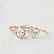 VVS1 Moissanite Halo Pear Cut Bridal Set For Women