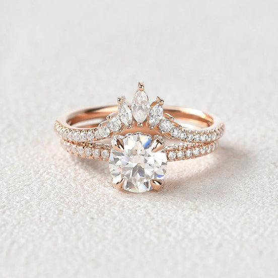 Moissanite VVS1 Round Cut Hidden Halo Wedding Ring Set