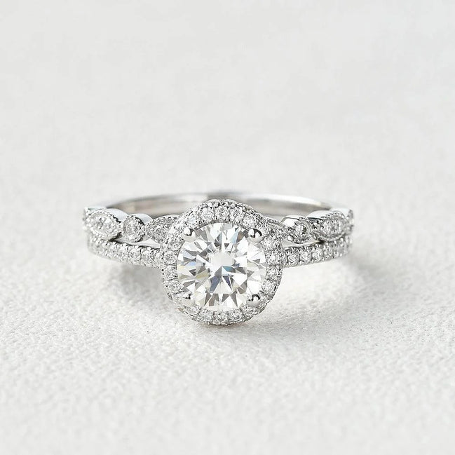 Round Cut Vintage Halo Colorless Moissanite Wedding Ring Set