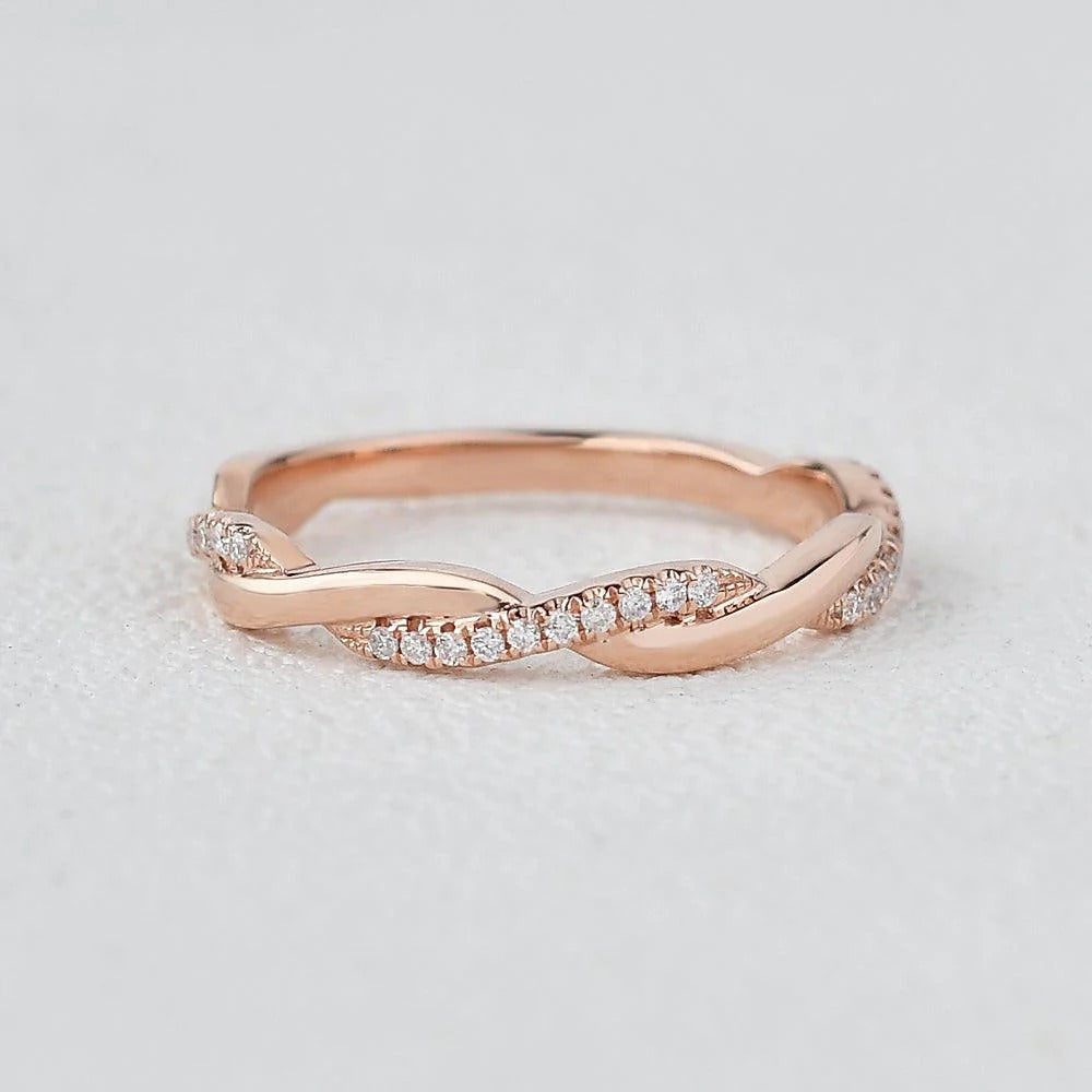 Round Cut Twisted D Color Moissanite Band Birthday Gift For Women