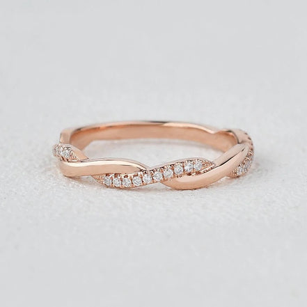 Round Cut Twisted D Color Moissanite Band Birthday Gift For Women