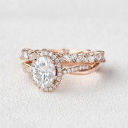Colorless Moissanite Twisted Oval Cut Bridal Ring Set
