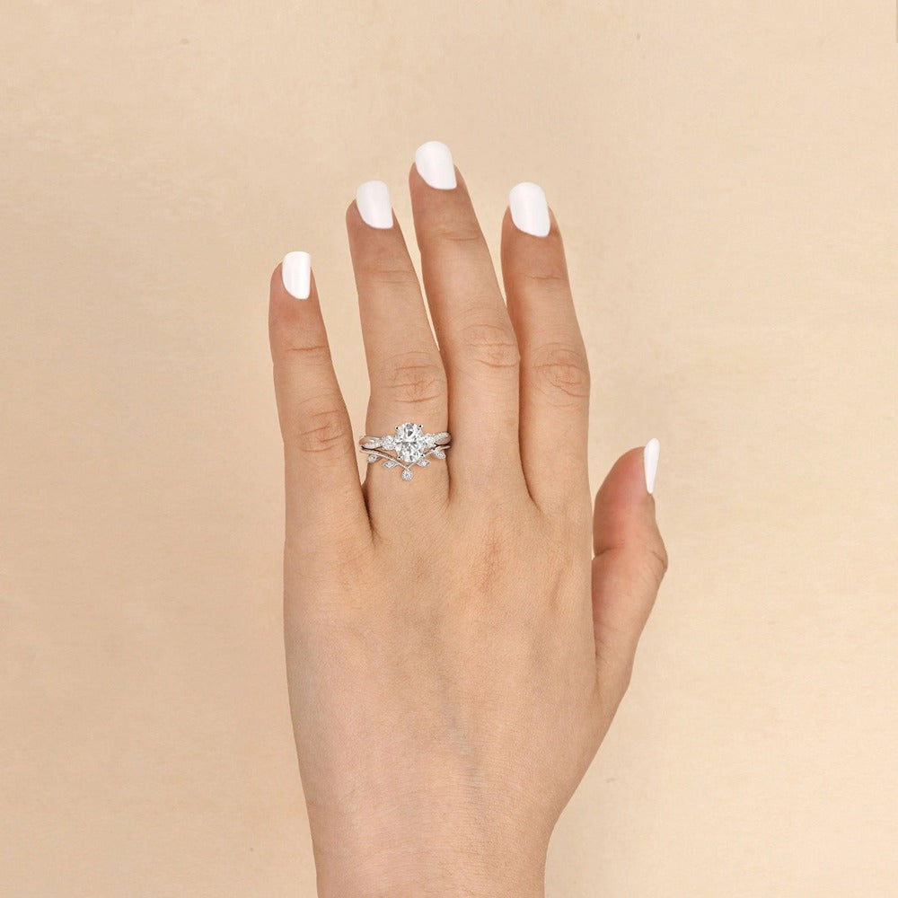 Moisanite D Color Oval Cut Twisted Proposal Ring For Women