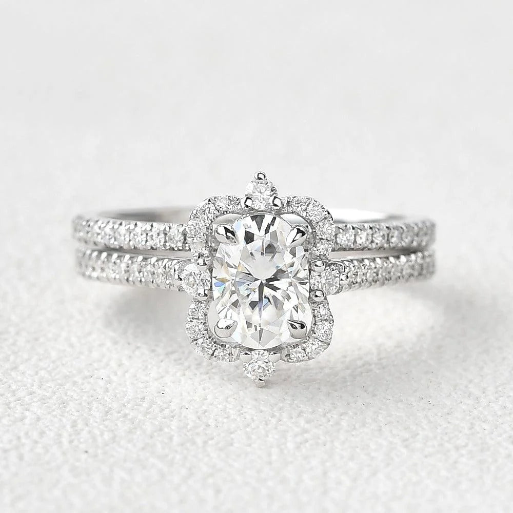 Oval Cut Vintage Halo D Color Moissanite Bridal Ring Set