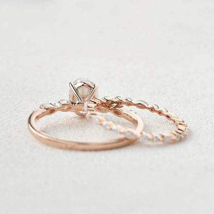 Colorless Moissanite Five Stone Oval Cut Bridal Ring Set For Women