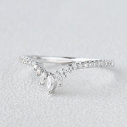 D Color Moissanite Round Cut Wedding Proposal Band For Her