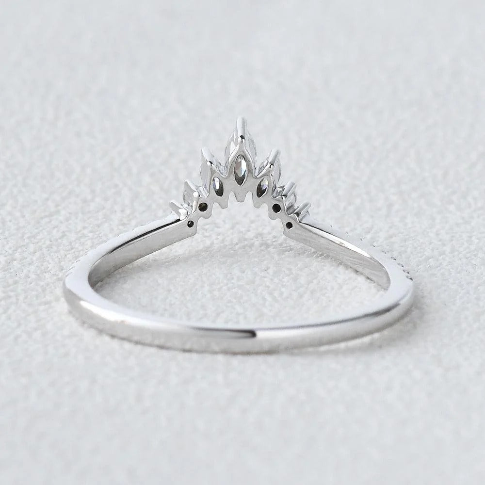 D Color Moissanite Round Cut Wedding Proposal Band For Her