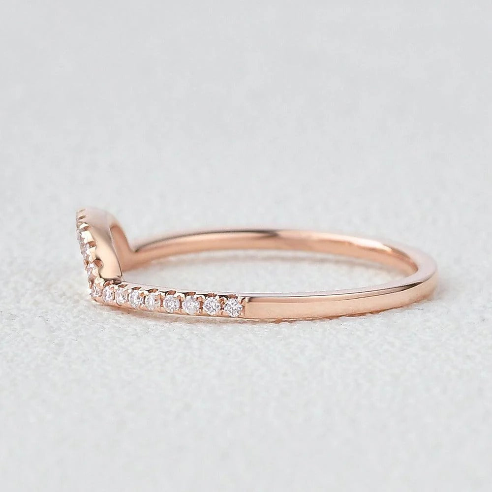 Curved Style Moissnaite Round Cut Eternity Band for Her