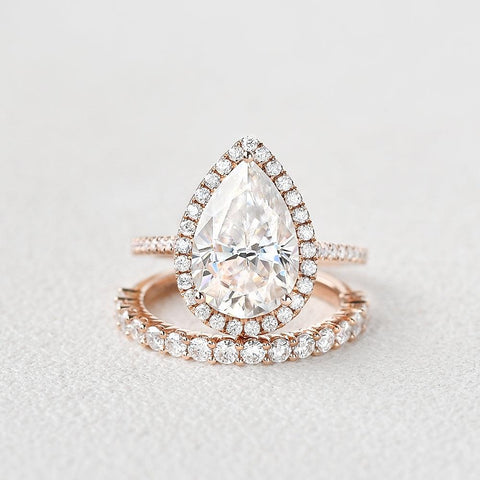 Vintage Halo Pear Cut Colorless Moissanite Ring Set For Her