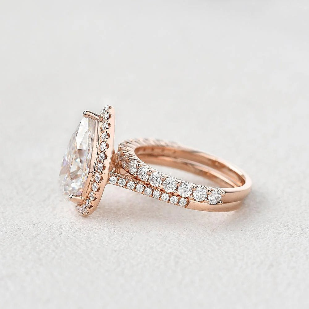 Vintage Halo Pear Cut Colorless Moissanite Ring Set For Her