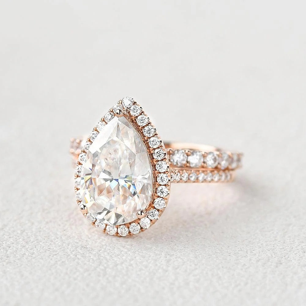Vintage Halo Pear Cut Colorless Moissanite Ring Set For Her