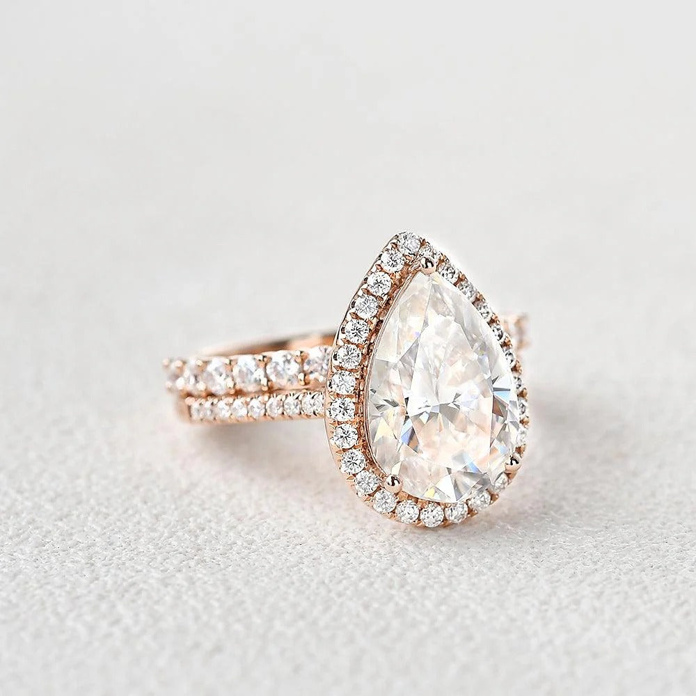 Vintage Halo Pear Cut Colorless Moissanite Ring Set For Her