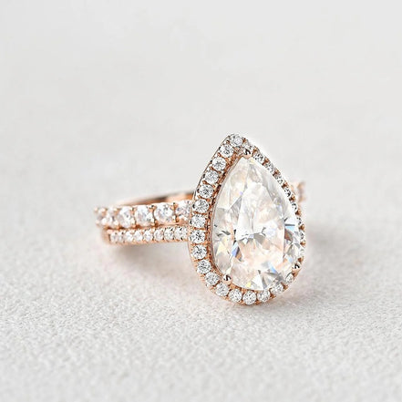 Vintage Halo Pear Cut Colorless Moissanite Ring Set For Her