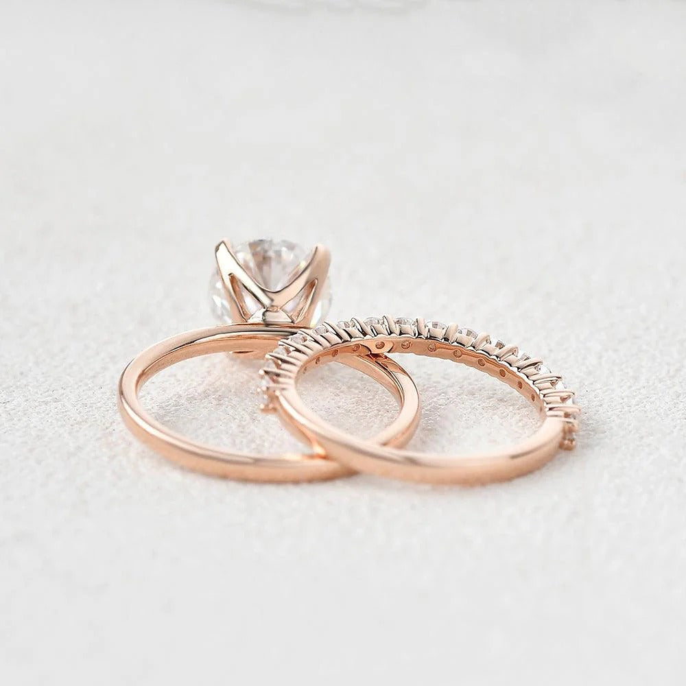 Moissanite Round Cut Solitaire Wedding Ring Set