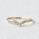 Moissanite Round Cut Chevron Shape Anniversary Gift For Her