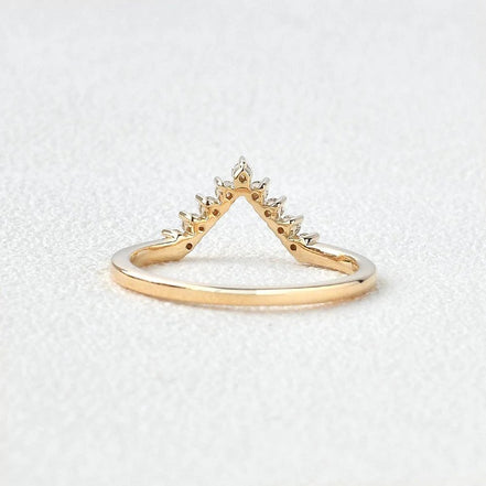 Chevron Style D Color Moissanite Round Cut Band For Women