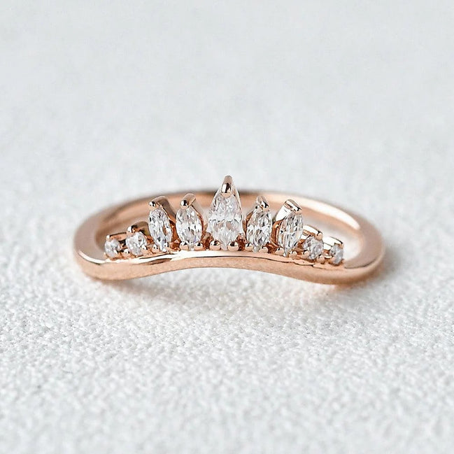Curved Style Marquise & Round Cut Moissanite Fancy Style Band