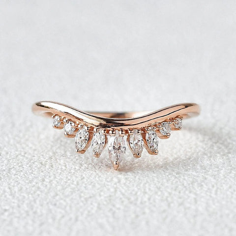 Curved Style Marquise & Round Cut Moissanite Fancy Style Band