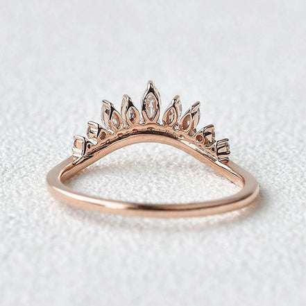 Curved Style Marquise & Round Cut Moissanite Fancy Style Band
