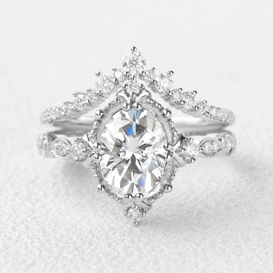 Moissanite Oval Cut Filigree D Color Ring Set For Women