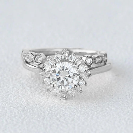 Moissanite Round Cut Floral Halo Bridal Ring Set For Her