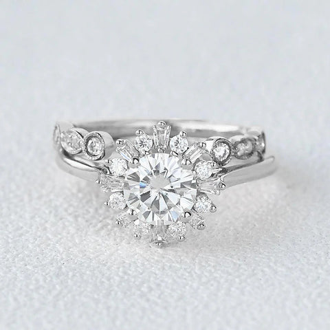 Moissanite Round Cut Floral Halo Bridal Ring Set For Her