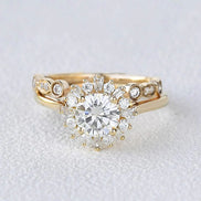 Moissanite Round Cut Floral Halo Bridal Ring Set For Her