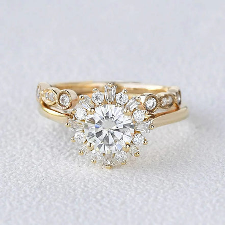Moissanite Round Cut Floral Halo Bridal Ring Set For Her