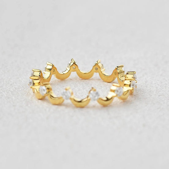 Moissnaite Diamond Crown Style Round Cut Full Eternity Band