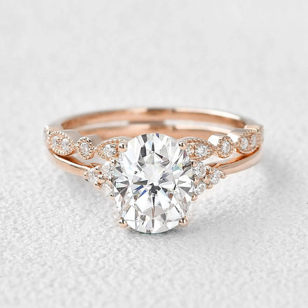 VVS1 Moissanite Oval Cut Seven Stone Wedding Ring Set For Her
