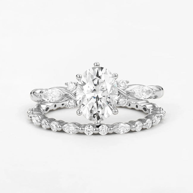 Side Accent D Color Moissanite Oval Cut Ring Set Gift For Her