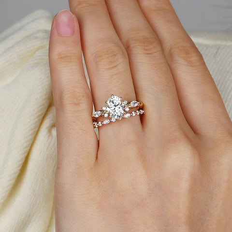 Side Accent D Color Moissanite Oval Cut Ring Set Gift For Her
