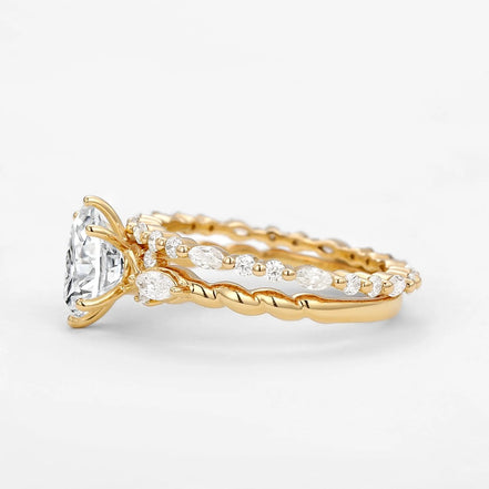 Side Accent D Color Moissanite Oval Cut Ring Set Gift For Her