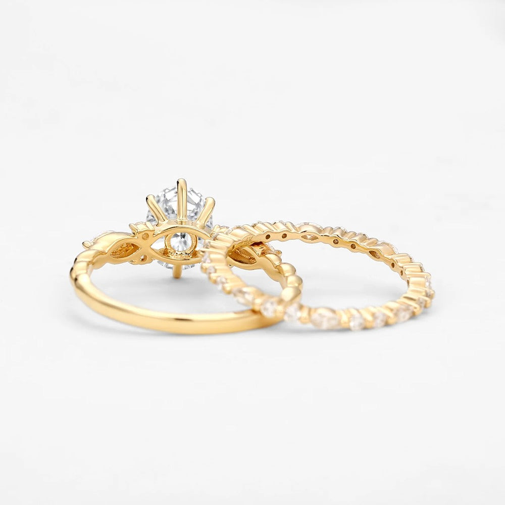Moissanite Oval Cut Side Accent Bridal Set For Women