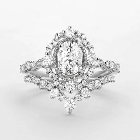 VVS1 Moissanite Floral Halo Oval Cut Unique Style Ring Set