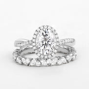 Colorless Moissanite Twisted Oval Cut Bridal Ring Set