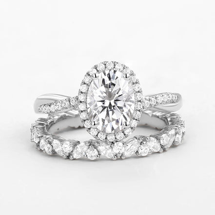 Colorless Moissanite Twisted Oval Cut Bridal Ring Set
