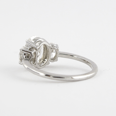 Oval Cut Moissanite Three Stone Wedding Proposal Ring