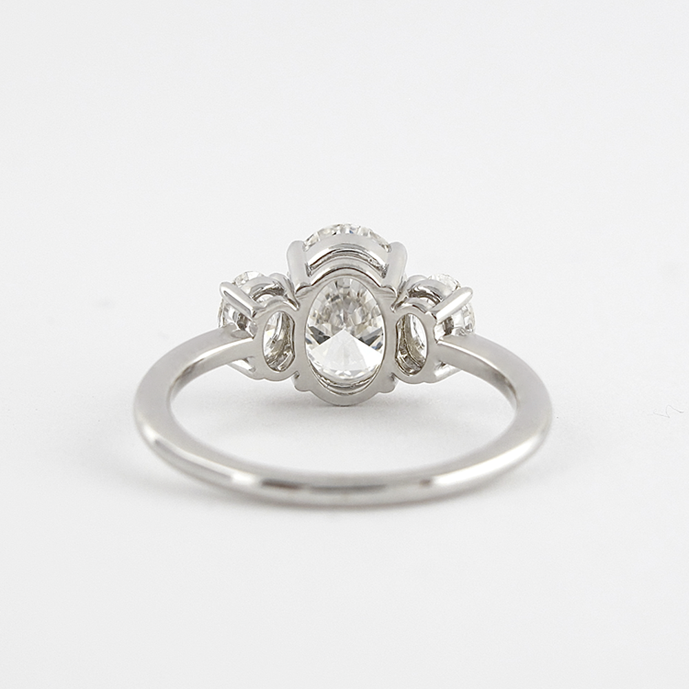Oval Cut Moissanite Three Stone Wedding Proposal Ring