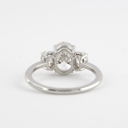 Oval Cut Moissanite Three Stone Wedding Proposal Ring