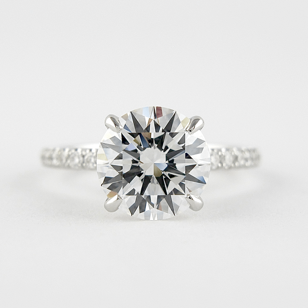 VVS1 Moissanite Round Cut Side Accent Valentine Day Gift