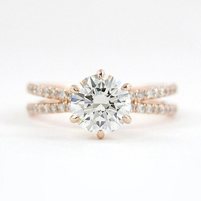 Moissanite Round Cut Crisscross Diamond Ring For Her