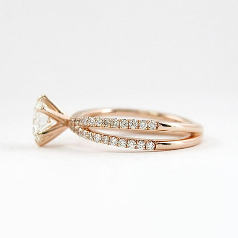 Moissanite Round Cut Crisscross Diamond Ring For Her