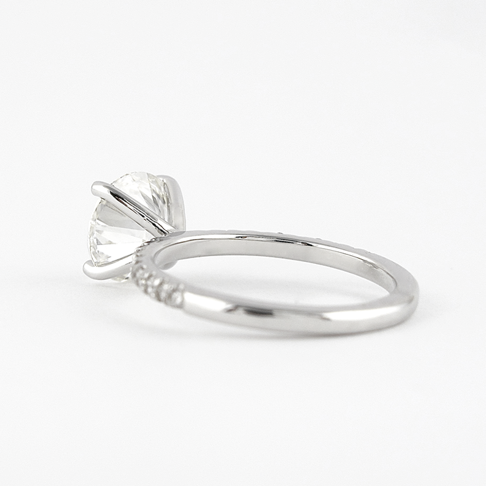 VVS1 Moissanite Round Cut Side Accent Valentine Day Gift