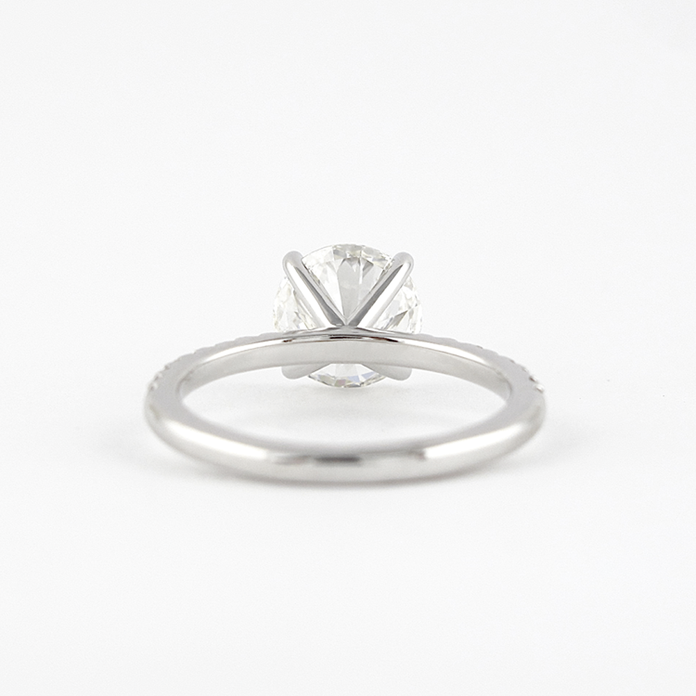 VVS1 Moissanite Round Cut Side Accent Valentine Day Gift