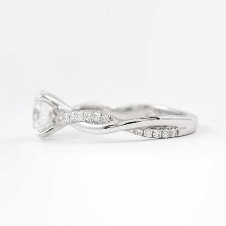 Moissanite Round Cut Twisted Ring For Women