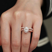 Colorless Moissanite Twisted Oval Cut Bridal Ring Set