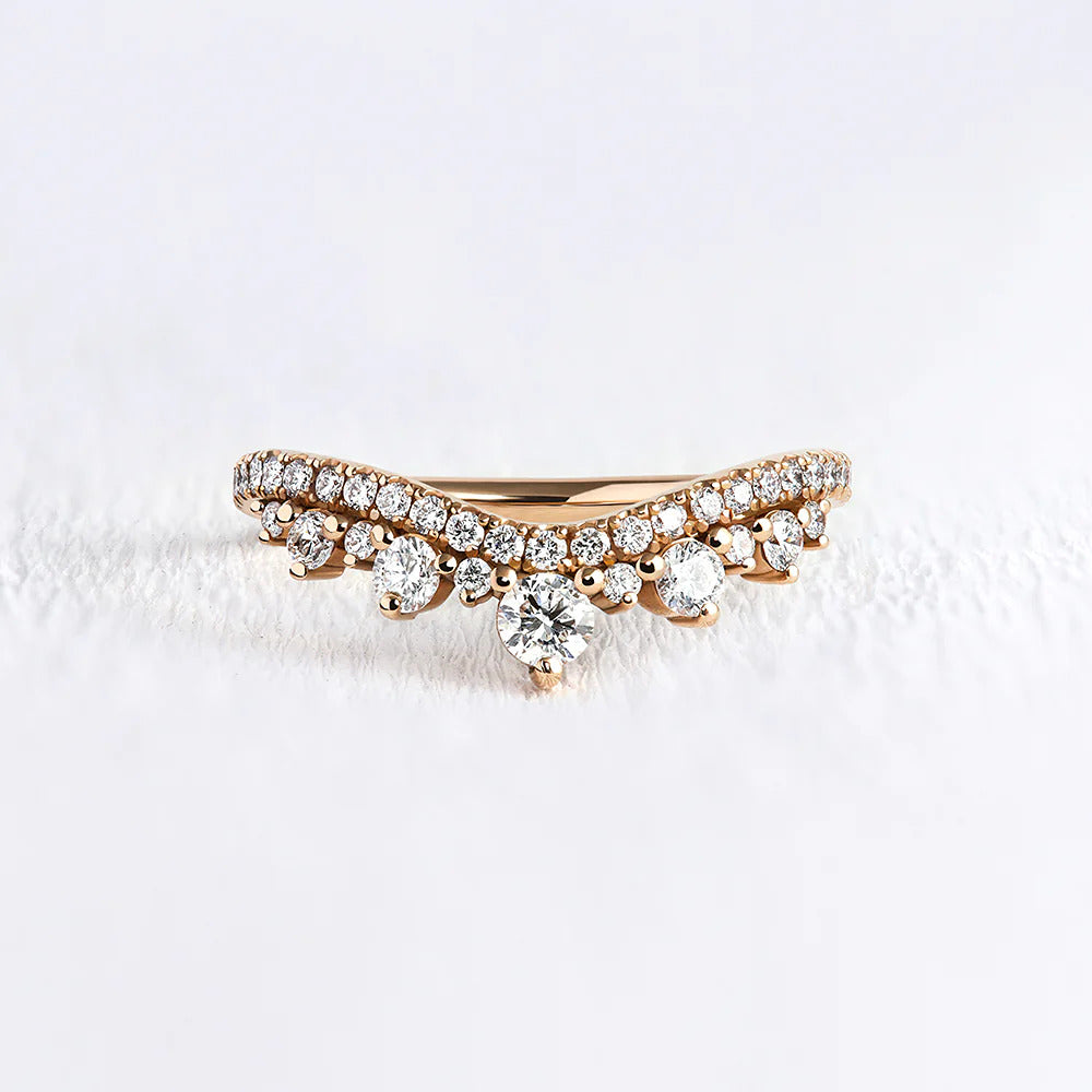 Round Cut Curved Style Unique Moissanite Wedding Band